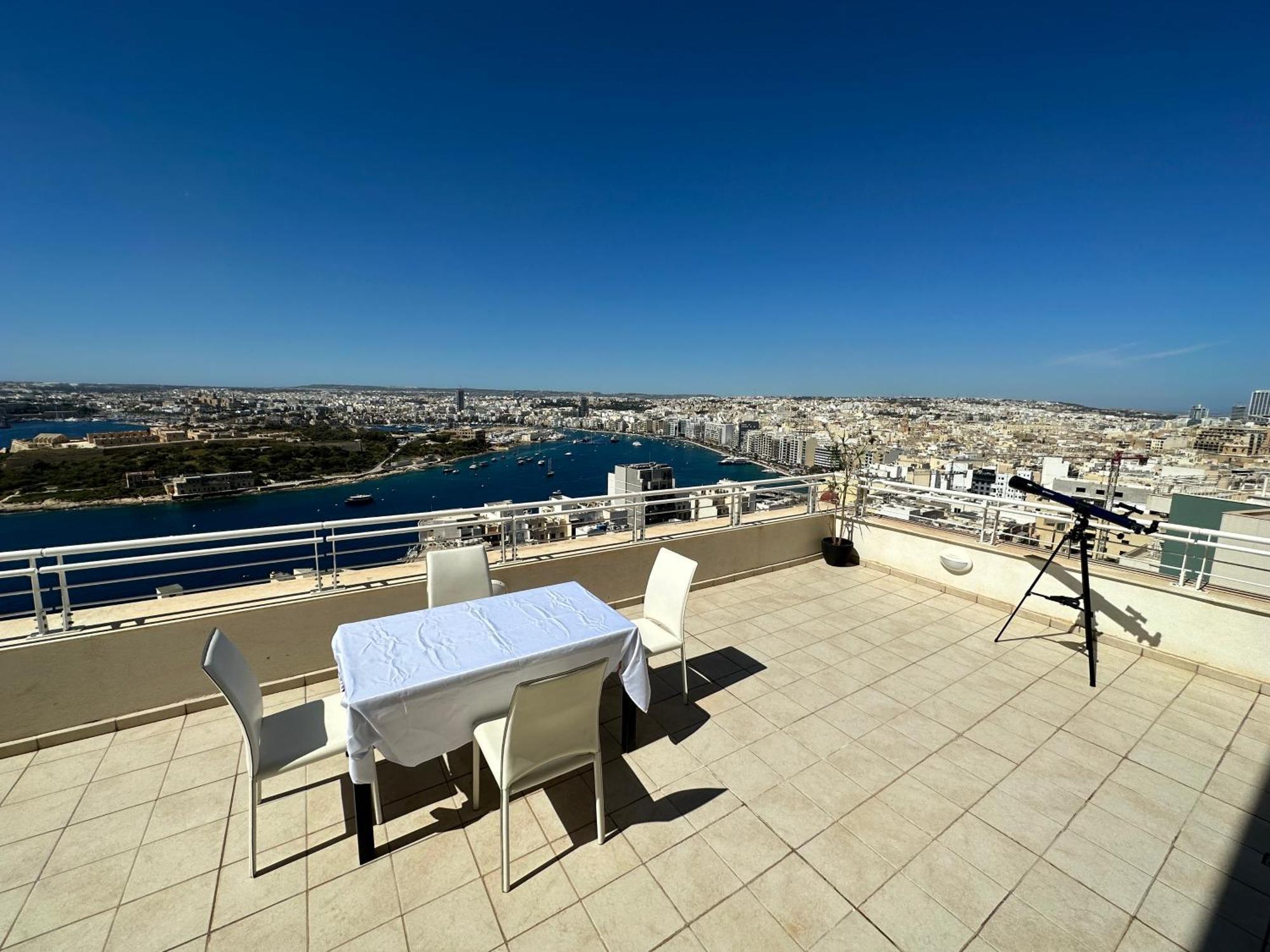 Malta - Panoramic Penthouse *