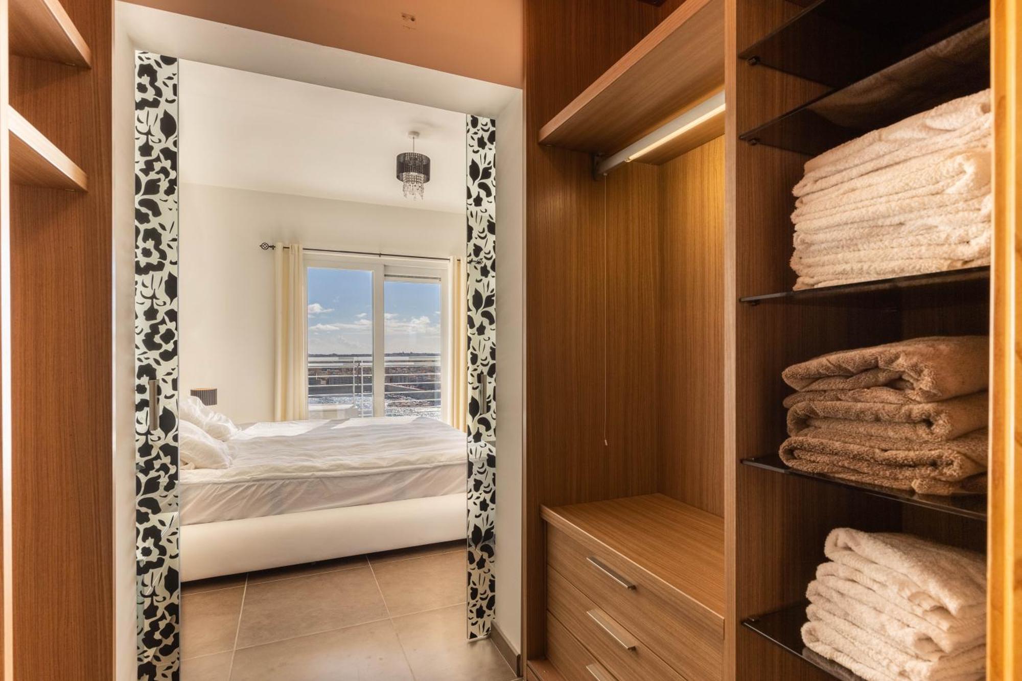Malta - Panoramic Penthouse Apartament Sliema